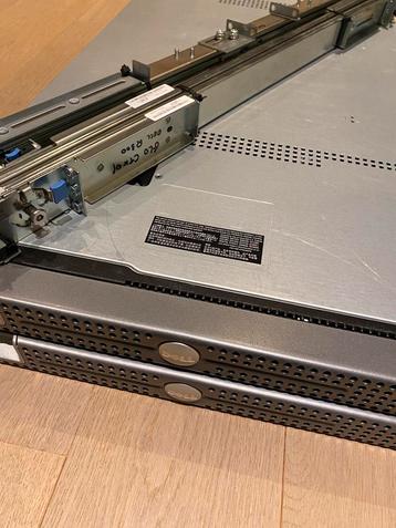 2 ordinateurs Dell PowerEdge R300 avec rails, Enlèvement, Utilisé