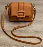 Guess schoudertas, prijs: 25€, Handtassen en Accessoires, Tassen | Damestassen, Ophalen of Verzenden, Zo goed als nieuw, Schoudertasje