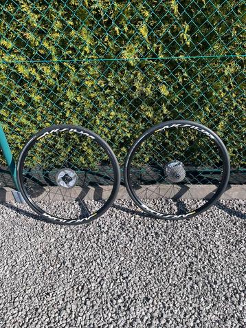 Mavic wielen, Fietsen en Brommers, Fietsonderdelen, Ophalen, Zo goed als nieuw