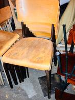 Vintage houten schoolstoelen en stapelstoelen, Antiek en Kunst, Ophalen