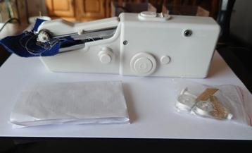 Handmatig naaimachine  beschikbaar voor biedingen