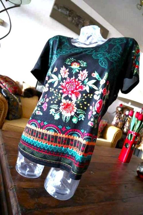 Zuiders kleurrijk T shirt met pril transparante rugzijde, Vêtements | Femmes, T-shirts, Comme neuf, Taille 42/44 (L), Autres couleurs