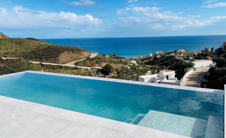 VAKANTIEVERHUUR - Villa: Malaga - zeezicht - privé zwembad, Vakantie, Vakantiehuizen | Spanje, Costa del Sol, Landhuis of Villa