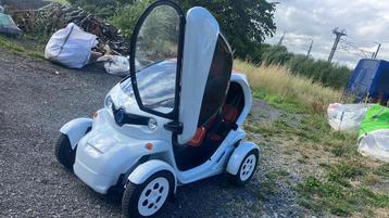 Renault Twizy 18000 km 100/100 batterij ok beschikbaar voor biedingen