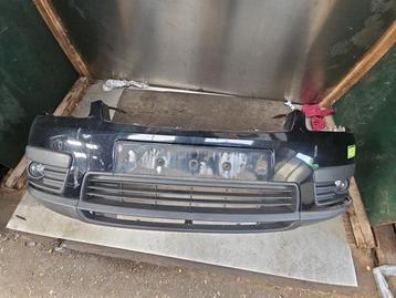Voorbumper van een Ford Focus (AN) beschikbaar voor biedingen