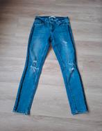 Jeans ZARA maat 28, Kleding | Dames, Spijkerbroeken en Jeans, Zara, Ophalen of Verzenden, Zo goed als nieuw, W28 - W29 (confectie 36)