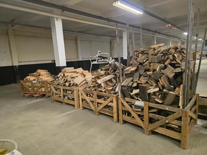 Bois à brûler, Jardin & Terrasse, Bois de chauffage, Bûches, Autres essences de bois, 3 à 6 m³, Enlèvement