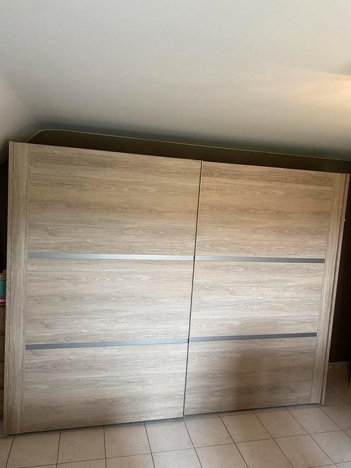 Slaapkamerset (2 nachtkastjes, grote kleerkast, ladekast), Huis en Inrichting, Kasten | Kleerkasten, Zo goed als nieuw, 200 cm of meer