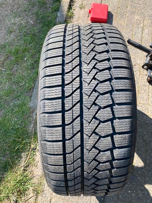 Nieuwe Sneeuwbanden te koop, Auto-onderdelen, Banden en Velgen, Band(en), Winterbanden, 17 inch, Personenwagen, Nieuw, Ophalen