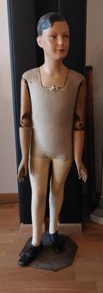 Siegel Mannequin pop 1920-1930, Enlèvement