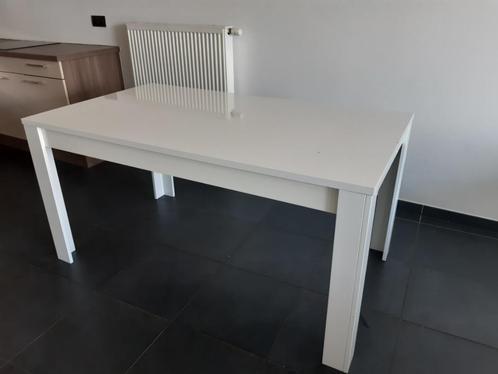 Witte hoogglans eettafel gratis af te halen in Opgrimbie, Maison & Meubles, Tables | Tables à manger, Rectangulaire, Synthétique