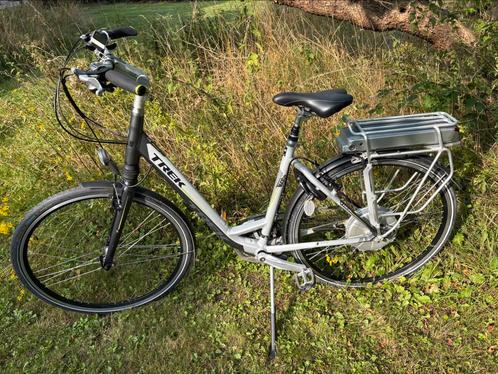 Elektrische damesfiets TREK, Fietsen en Brommers, Elektrische fietsen, Zo goed als nieuw, Overige merken, 47 tot 51 cm, 30 tot 50 km per accu