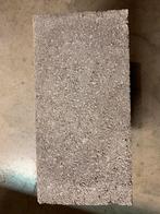 Betonblokken en snelbouwstenen gratis, Doe-het-zelf en Bouw, Metselstenen, Ophalen, Gebruikt