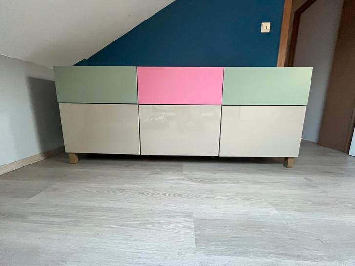 Meuble TV Besta IKEA, Maison & Meubles, Armoires | Dressoirs, Utilisé, 150 à 200 cm, 25 à 50 cm, Avec tiroir(s), Avec porte(s)
