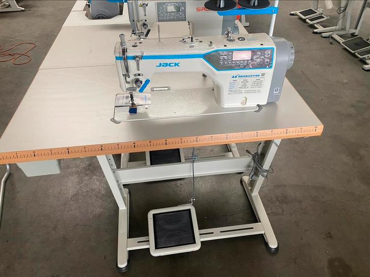 Industriële naaimachine jack a8 automaat nieuw, Hobby en Vrije tijd, Naaimachines en Toebehoren, Nieuw, Naaimachine, Overige merken