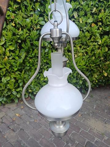 3 mooie oudere Lampen verlichting antiek glas  beschikbaar voor biedingen