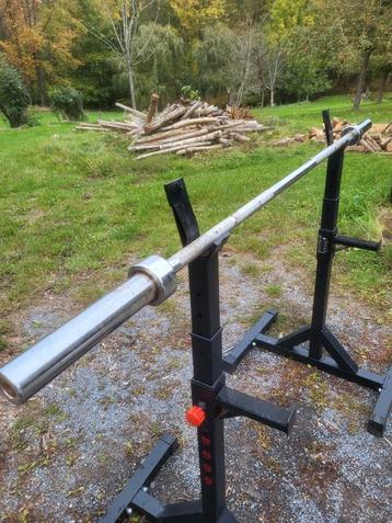 Olympische halterstang 50mm diameter 180cm lang 20kg beschikbaar voor biedingen