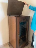 Meuble Tourne-Disque, Ophalen