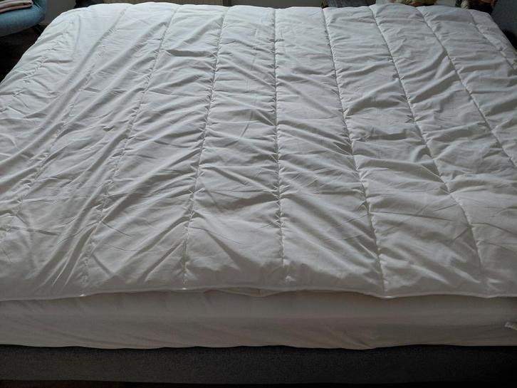 4 seizoen dekbed inclusief overtrekken (nieuwstaat), Huis en Inrichting, Slaapkamer | Beddengoed, Ophalen