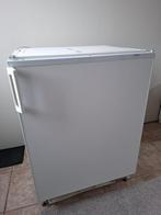 Inbouwkoelkast met vriesvak, Elektronische apparatuur, Koelkasten en IJskasten, 100 tot 150 liter, Zo goed als nieuw, 45 tot 60 cm
