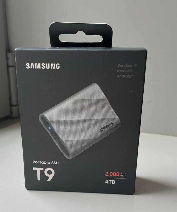 Samsung SSD T9 4TB (Grijs) – Nieuw, Ongeopend + Garantie, Computers en Software, Harde schijven, Nieuw, Extern, SSD, USB, Ophalen