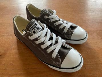 Grijze Converse All Stars maat 37 (nieuw!)