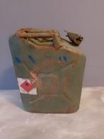 Vintage benzine jerrycan, Auto-onderdelen, Ophalen of Verzenden