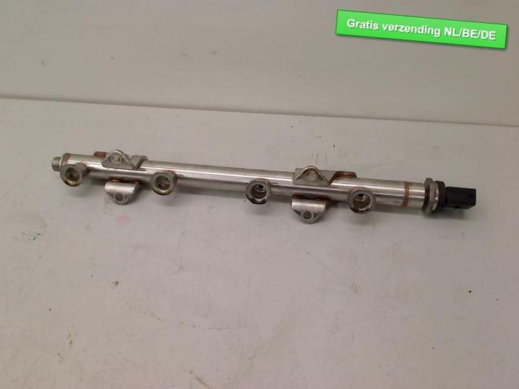 BRANDSTOFVERDELER Golf Sportsvan (AUVS) (04E133320D), Auto-onderdelen, Brandstofsystemen, Volkswagen, Gebruikt