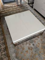 table basse, Enlèvement