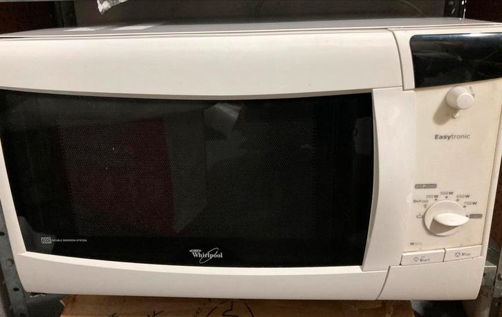 Whirlpool magnetron met grote capaciteit, Elektronische apparatuur, Microgolfovens, Gebruikt, Tussenbouw, Microgolfoven, 45 tot 60 cm