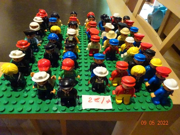 duplo, popjes zoals brandweerman, racer, werkman, zoo-man, ., Kinderen en Baby's, Speelgoed | Duplo en Lego, Duplo, Ophalen of Verzenden