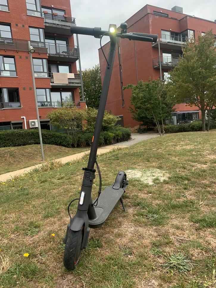 Xiaomi elektrische scooter + reservewiel, Fietsen en Brommers, Steps, Nieuw, Elektrische step (E-scooter), Ophalen
