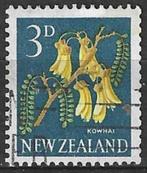 Nieuw Zeeland 1960/1967 - Yvert 387 - De Kowhaivruchten (ST), Postzegels en Munten, Postzegels | Oceanië, Verzenden, Gestempeld