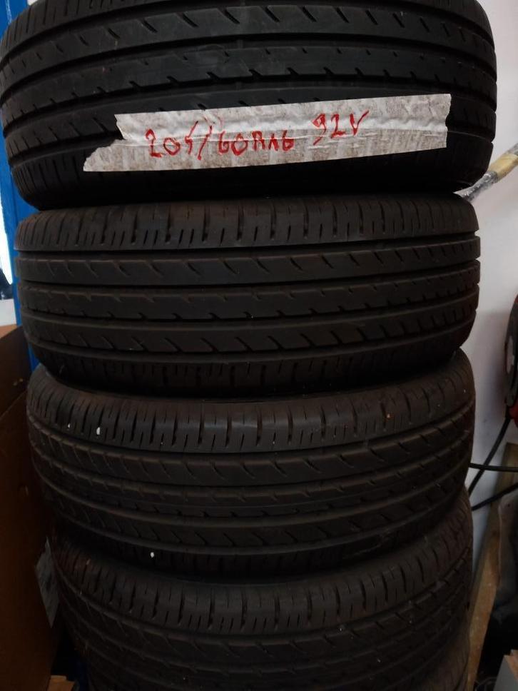 4 Zomerbanden 205/60R16 92V, Auto-onderdelen, Banden en Velgen, Band(en), Zomerbanden, 16 inch, 205 mm, Personenwagen, Gebruikt