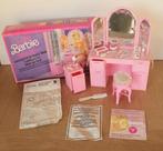 Barbie vanity & Night Table Living Pretty n°4764 Italië 1987, Verzenden, Zo goed als nieuw, Barbie