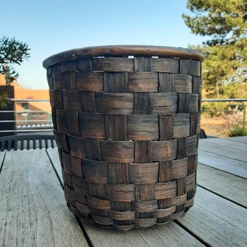Vintage gevlochten mand of bloempot 25 x 25 cm, Huis en Inrichting, Woonaccessoires | Schalen en Manden, Zo goed als nieuw, Mand