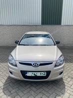 Hyundai i30 CW WEINIG KM• BENZINE• EERSTE EIGENAAR, Auto's, I30, Particulier, Airconditioning, Te koop