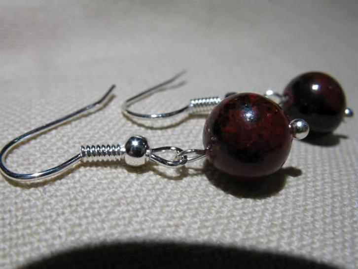 Oorringen 8 mm parel: red, black agate, Handtassen en Accessoires, Oorbellen, Nieuw, Hangers, Overige materialen, Overige kleuren