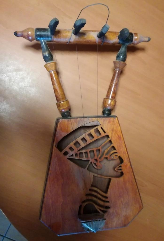 Uit een verzameling muziekinstrumenten, Musique & Instruments, Musiques & Instruments Autre, Enlèvement