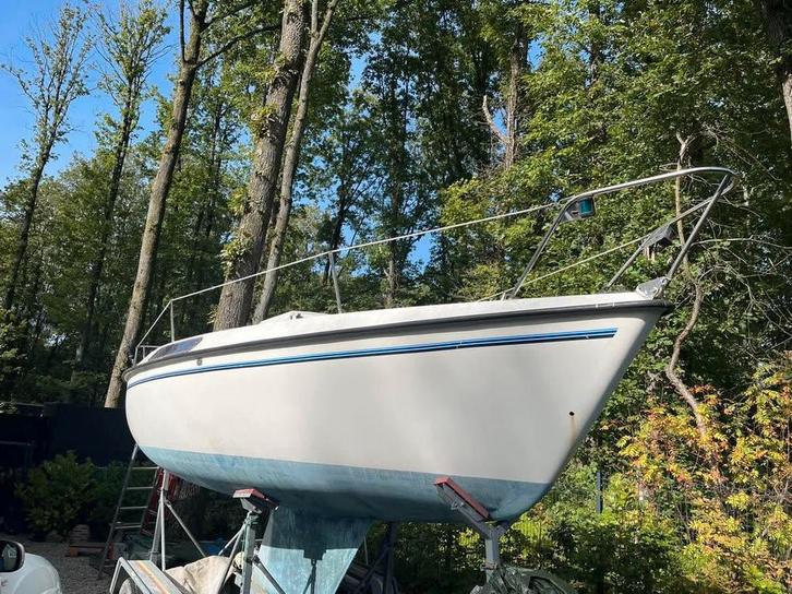 Kelt 620 Zeilboot met Mecanorem-trailer, Watersport en Boten, Kajuitzeilboten en Zeiljachten, Zo goed als nieuw, Ophalen