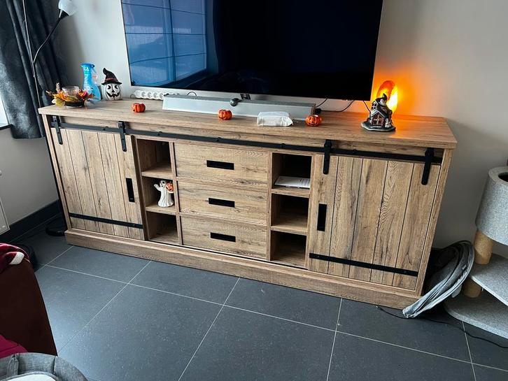 Dressoir PIERO met verlichting - Scarlet Oak 225x92x50, Huis en Inrichting, Kasten | Dressoirs, Zo goed als nieuw, 200 cm of meer