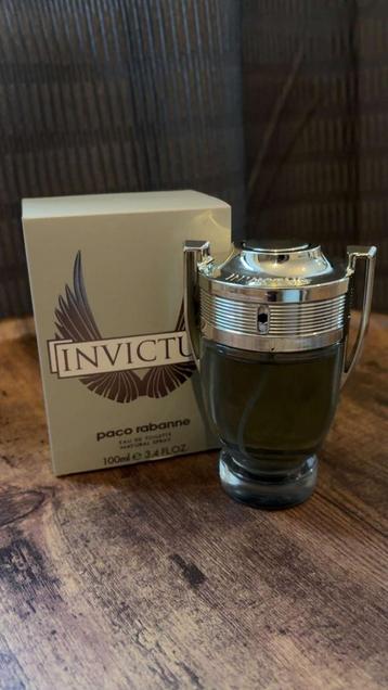 Eau de toilette Invictus Paco Rabanne, Enlèvement ou Envoi, Comme neuf