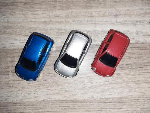 3x Maisto Renault Clio Sport V6 24V, Hobby & Loisirs créatifs, Voitures miniatures | Échelles Autre, Comme neuf, Voiture, Enlèvement ou Envoi