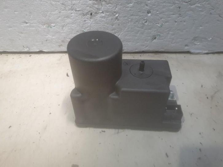 CENTRALE VERGRENDELING MOTOR Audi 80 (B4) (4a0-862-257-a), Auto-onderdelen, Overige Auto-onderdelen, Audi, Gebruikt