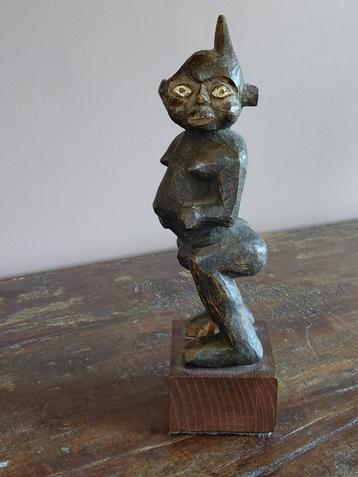 FIGUUR BAMILEKE KAMEROEN CENTRAAL-AFRIKA beschikbaar voor biedingen