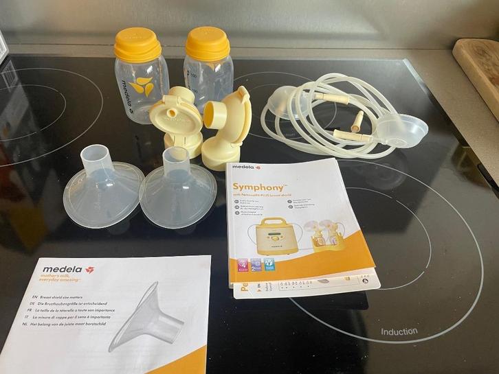 Medela symphony (kolftoestel zelf te huren bij mutualiteit), Kinderen en Baby's, Babyvoeding en Toebehoren, Zo goed als nieuw