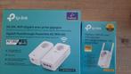 2 WIFI versterker TP LINK  met stopcontact, Ophalen, Zo goed als nieuw, TP-Link