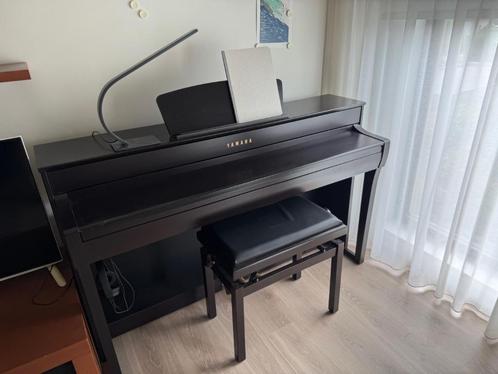 Digitale Piano Yamaha Clavinova CLP-735, Muziek en Instrumenten, Piano's, Nieuw, Piano, Overige kleuren, Digitaal, Ophalen