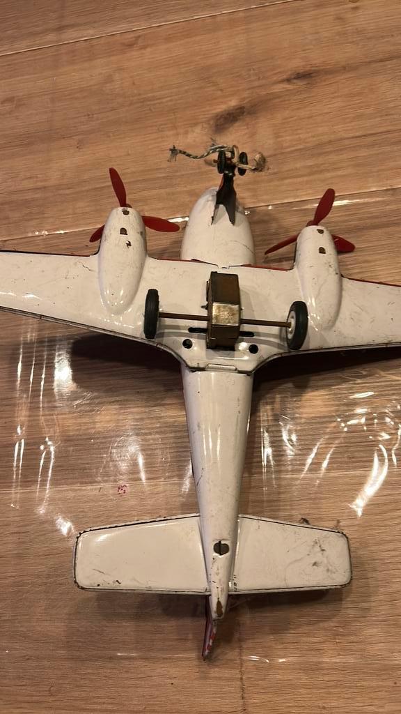 Ancien avion, Antiquités & Art, Antiquités | Jouets, Enlèvement