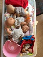 Doos met poppen en poppen spullen, Kinderen en Baby's, Speelgoed | Poppen, Ophalen